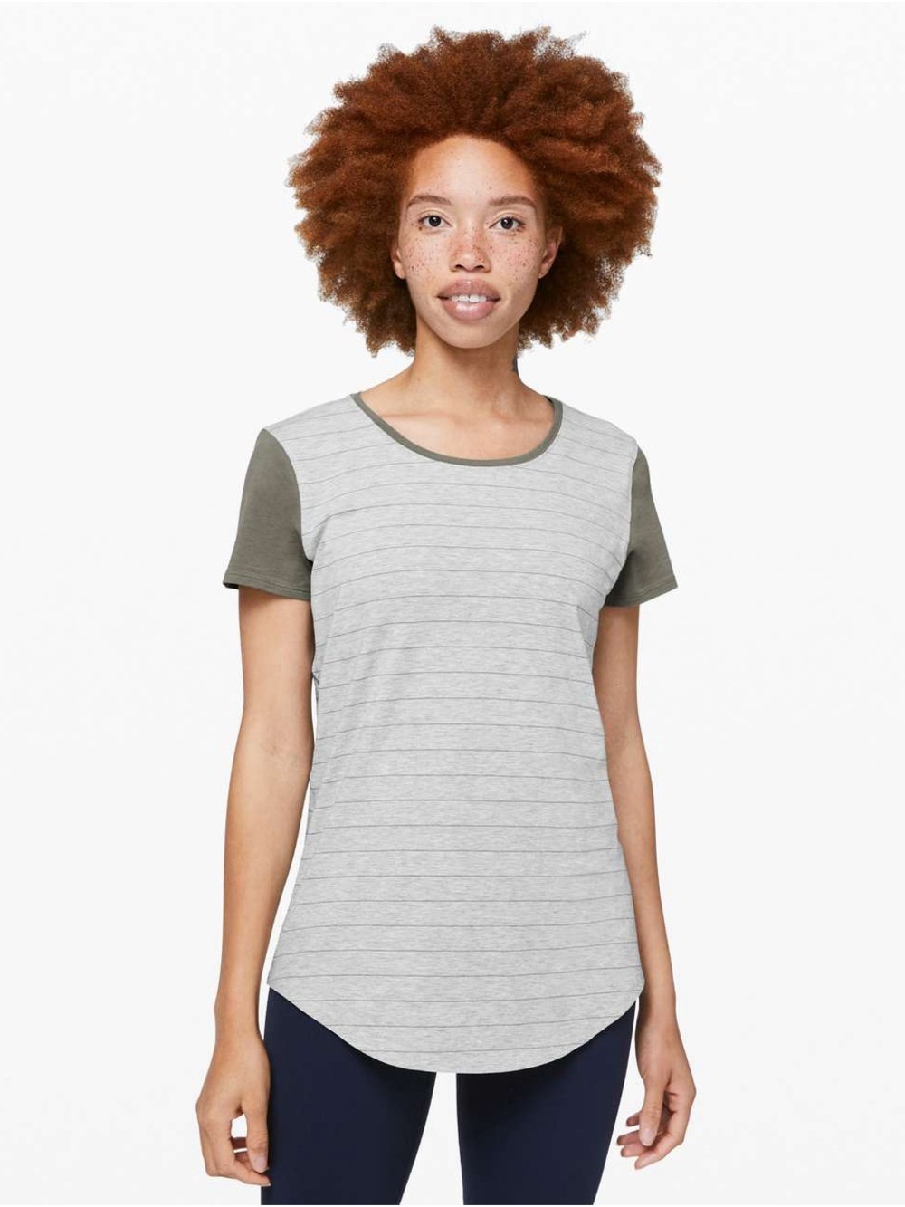 lululemon athletica Scoop Neck Short Sleeve Tee Love Crew III Size 4